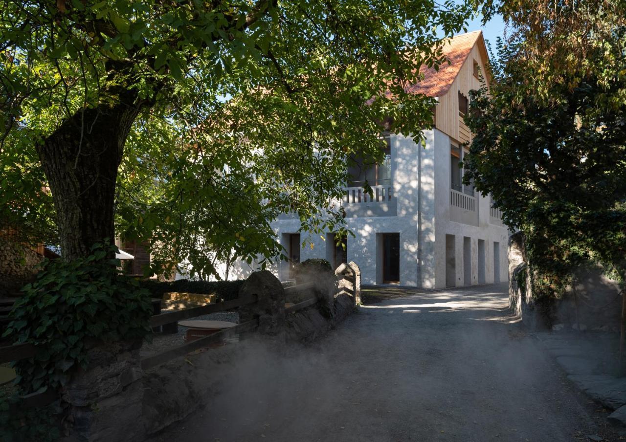 Готель Casa Caminada Furstenaubruck Екстер'єр фото