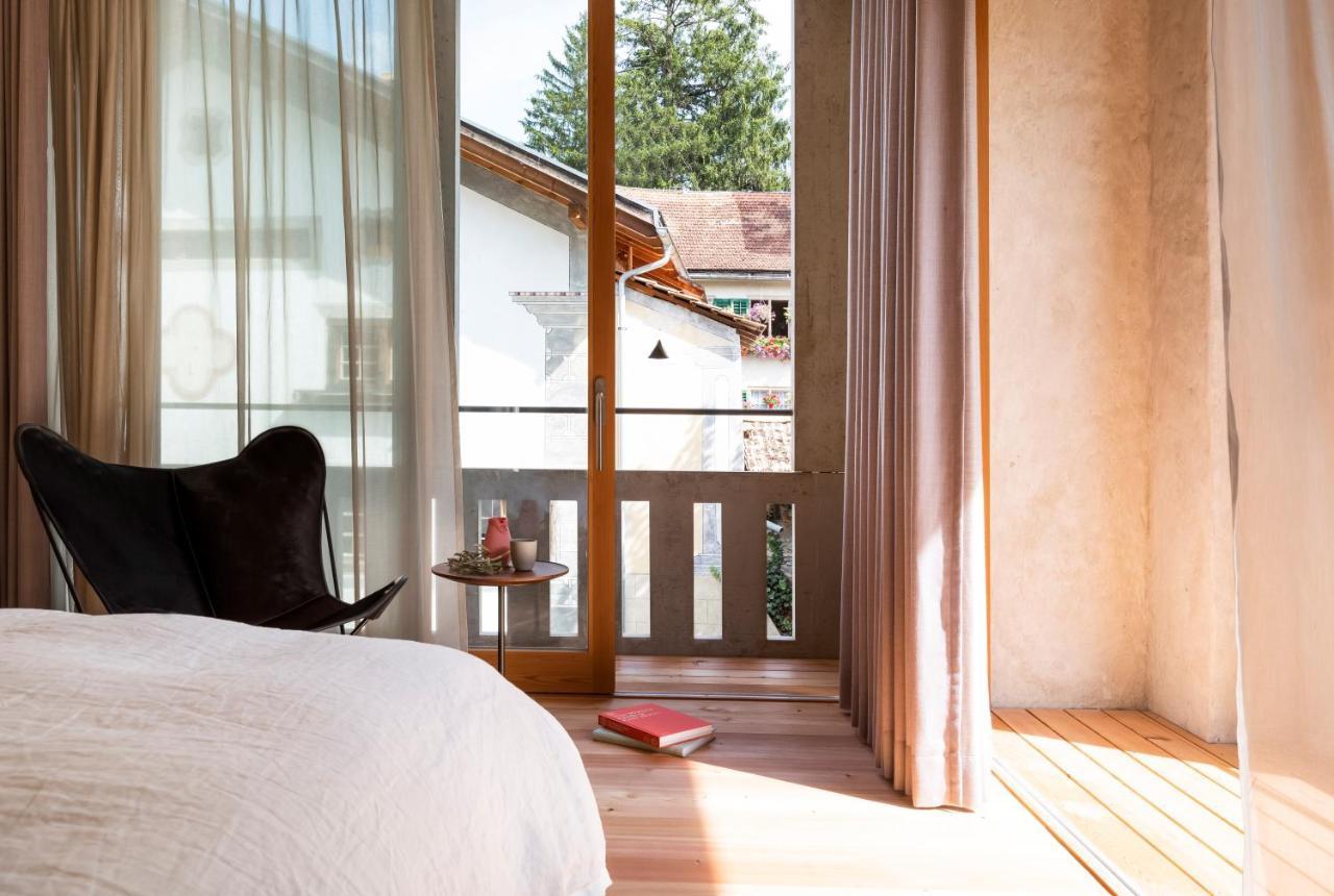 Готель Casa Caminada Furstenaubruck Екстер'єр фото