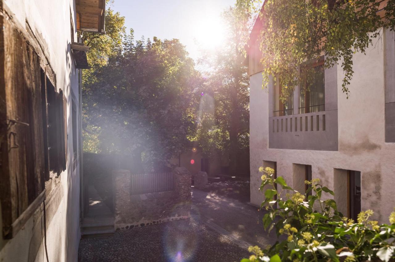 Готель Casa Caminada Furstenaubruck Екстер'єр фото
